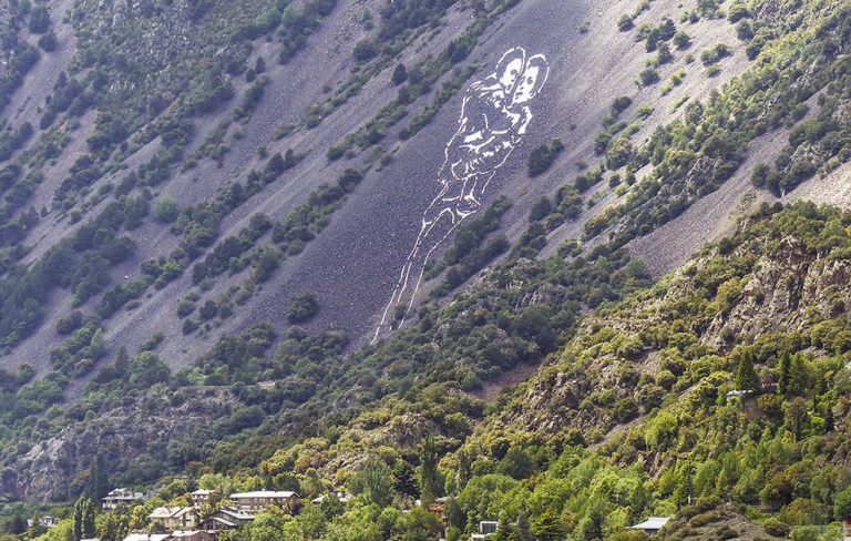 Marc Sellarés arte urbano en AndorraMarc Sellarés arte urbano en Andorra