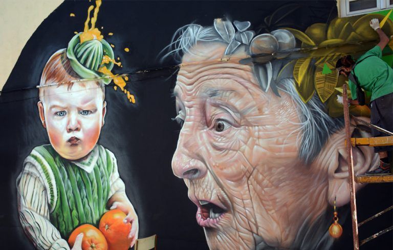 Sabotaje al Montaje Lily Brik, arte urbano