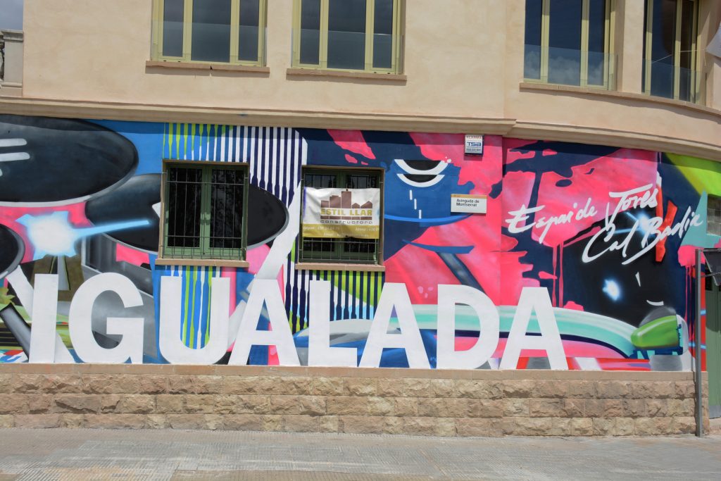 arte urbano Lolo Elemak y Yena Graffiti , Igualada