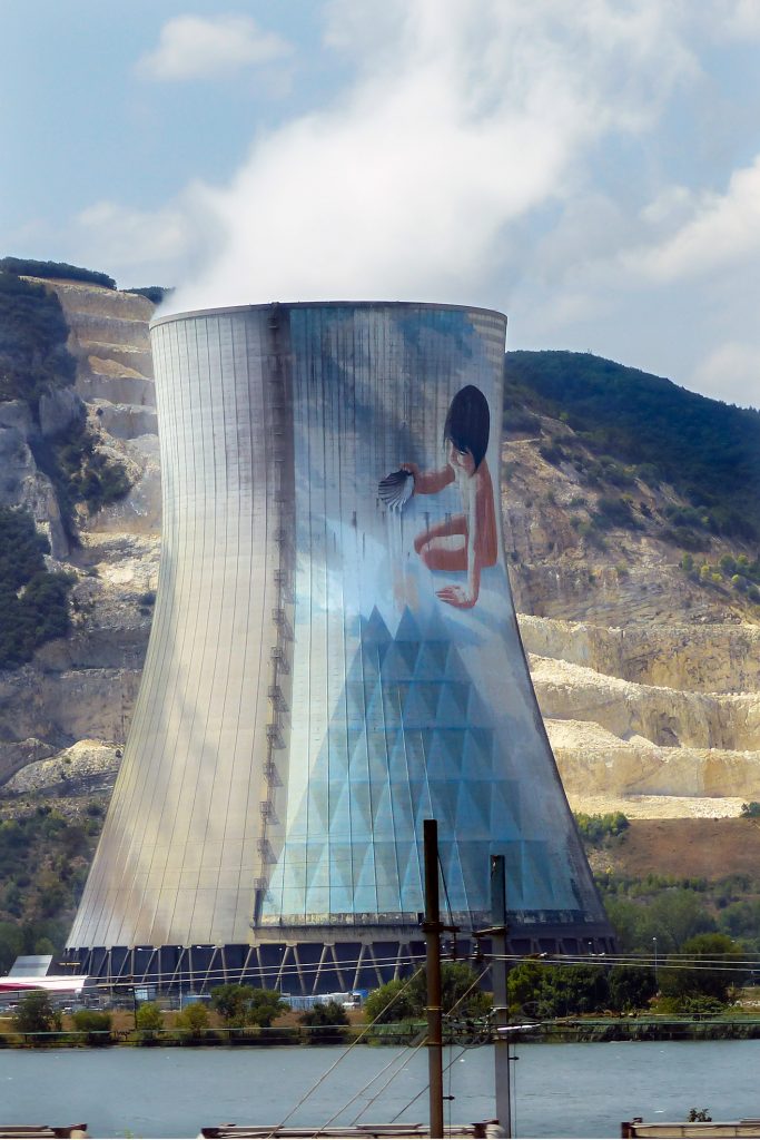 Arte urbano Jean-Marie Pierret planta nuclear Francia