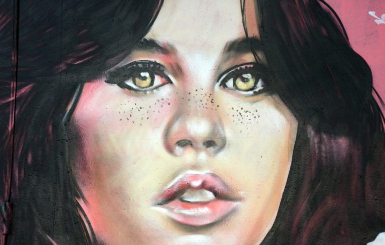 Arte urbano de LIly Brik & Mugraff