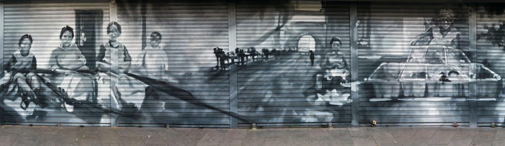 Arte urbano de Vassilis Rebelos, mercado de la Barceloneta