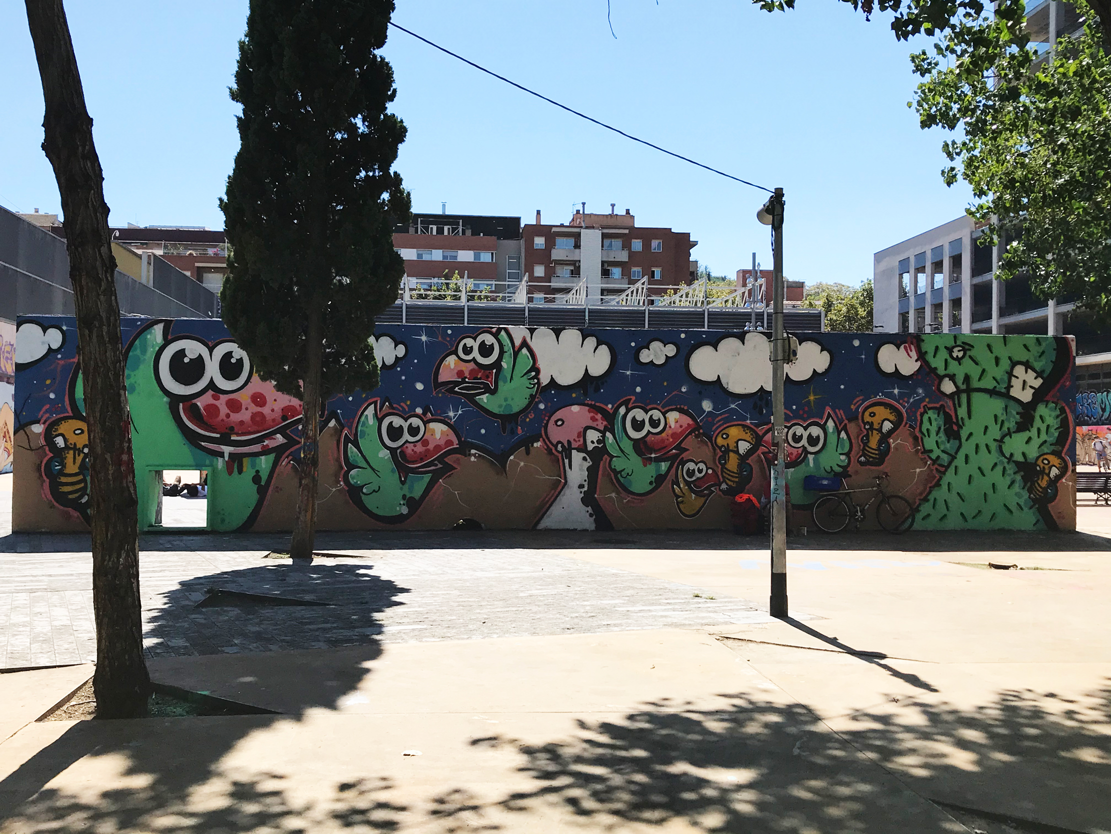 arte urbano seta pájaro Barcelona