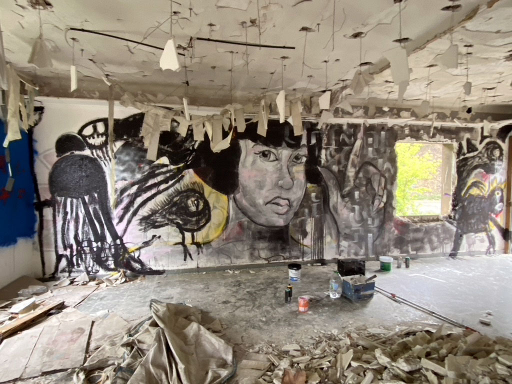arte urbano Luciano Lozupone galería abandonada