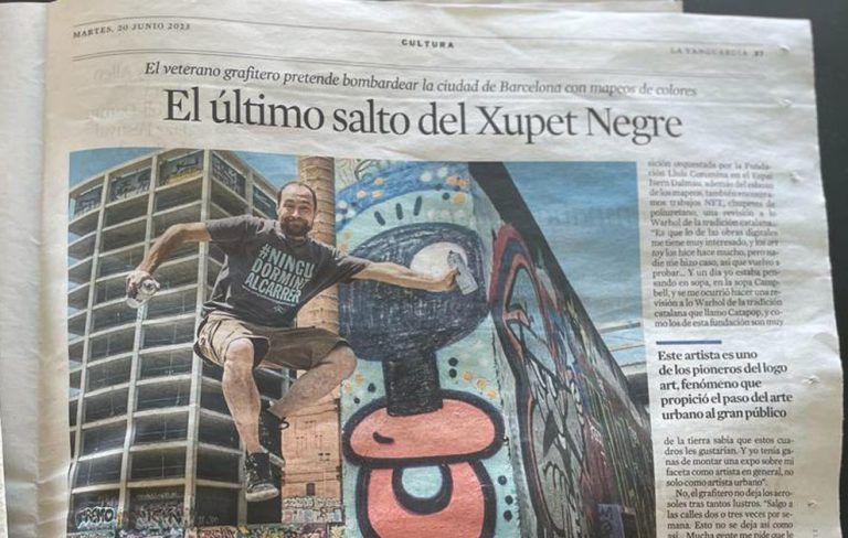 Arte urbano, Articulo en la Vanguardia del Xupet Negre página entera, Barcelona, catapop