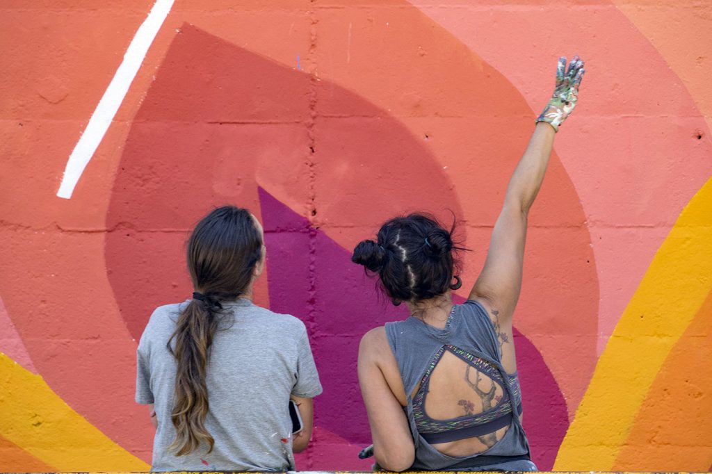 Alessia Innocenti y Laura Gonballes Arte urbano boca nord