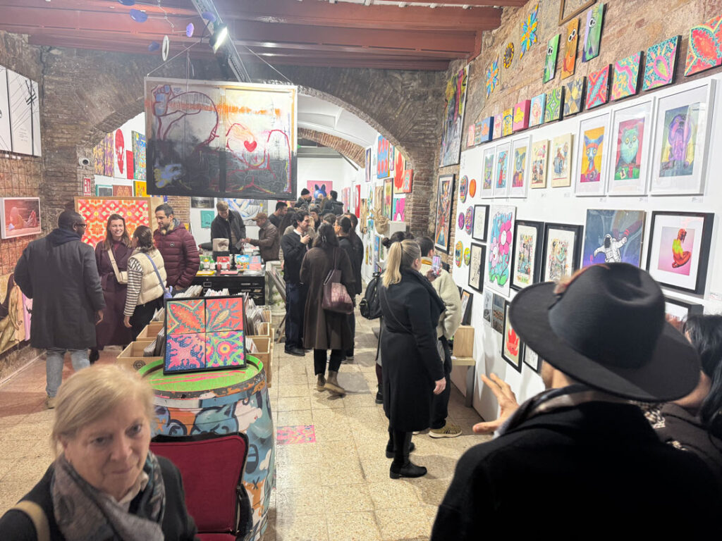 Artequemy Gallery en Barcelona Irannis y Carola Bagnato