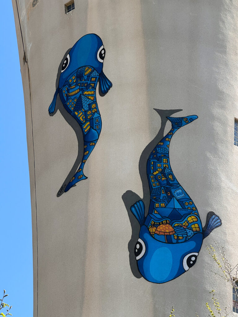 mural oups torre agua puech garou arte urbano digerible