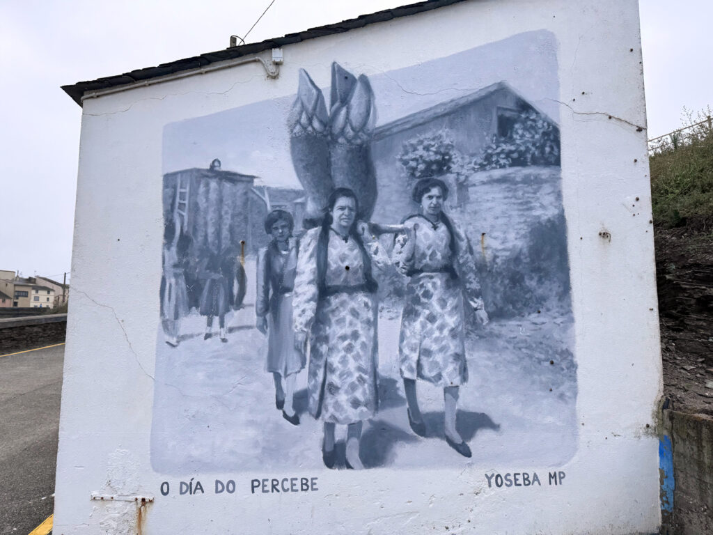 Yoseba Mural percebeiras Rinlo Ribadeo Galicia