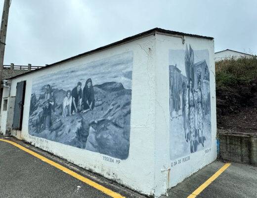 Yoseba MP mural percebeiras Rinlo Galicia