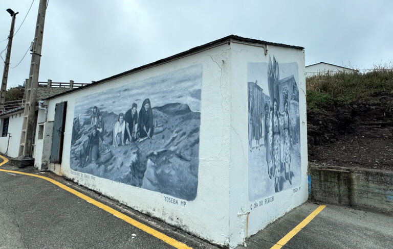 Yoseba MP mural percebeiras Rinlo Galicia