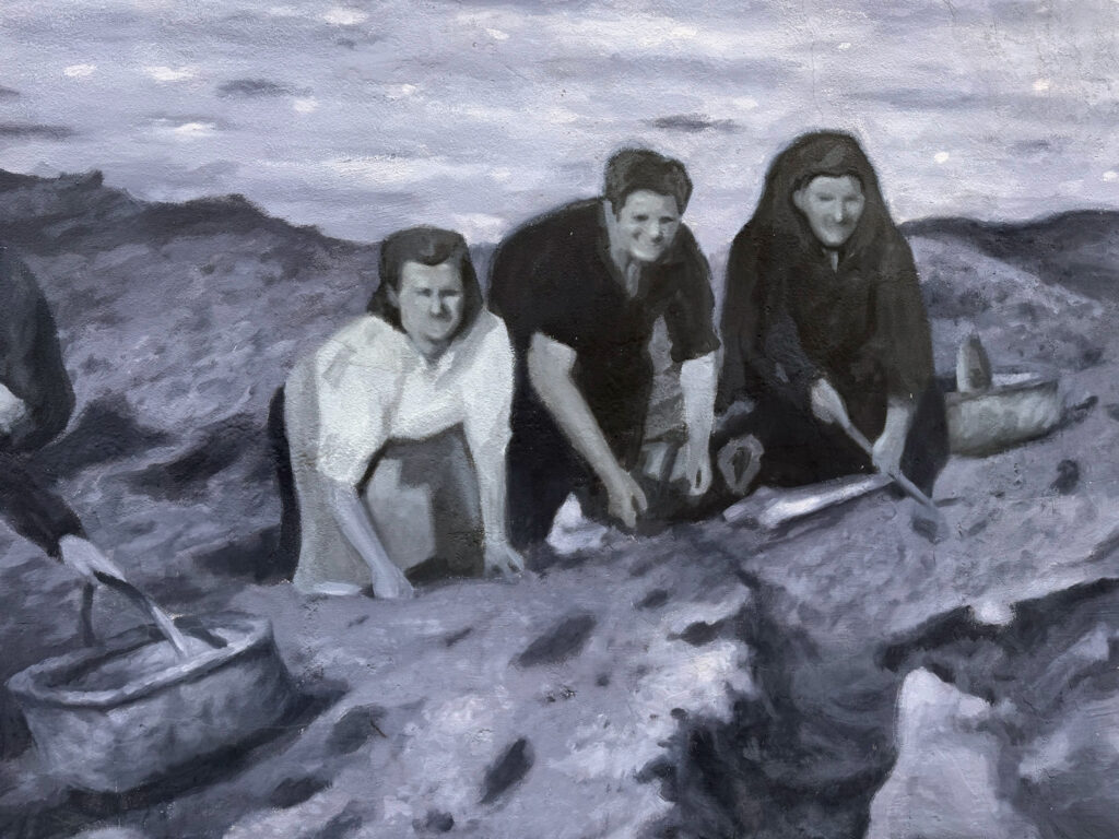 Yoseba Mural percebeiras Rinlo Ribadeo Galicia