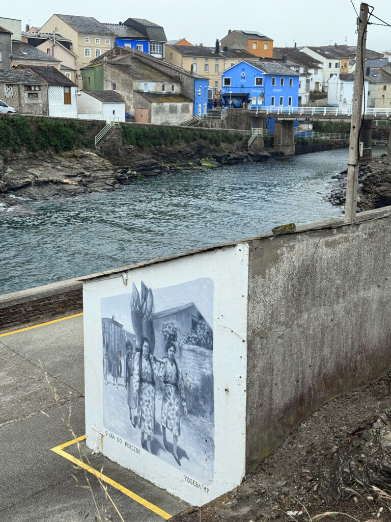 Yoseba MP mural percebeiras Rinlo Galicia