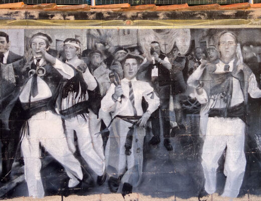 Danzadores, mural de arte urbano en Belorado