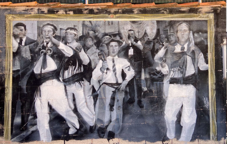 Danzadores, mural de arte urbano en Belorado