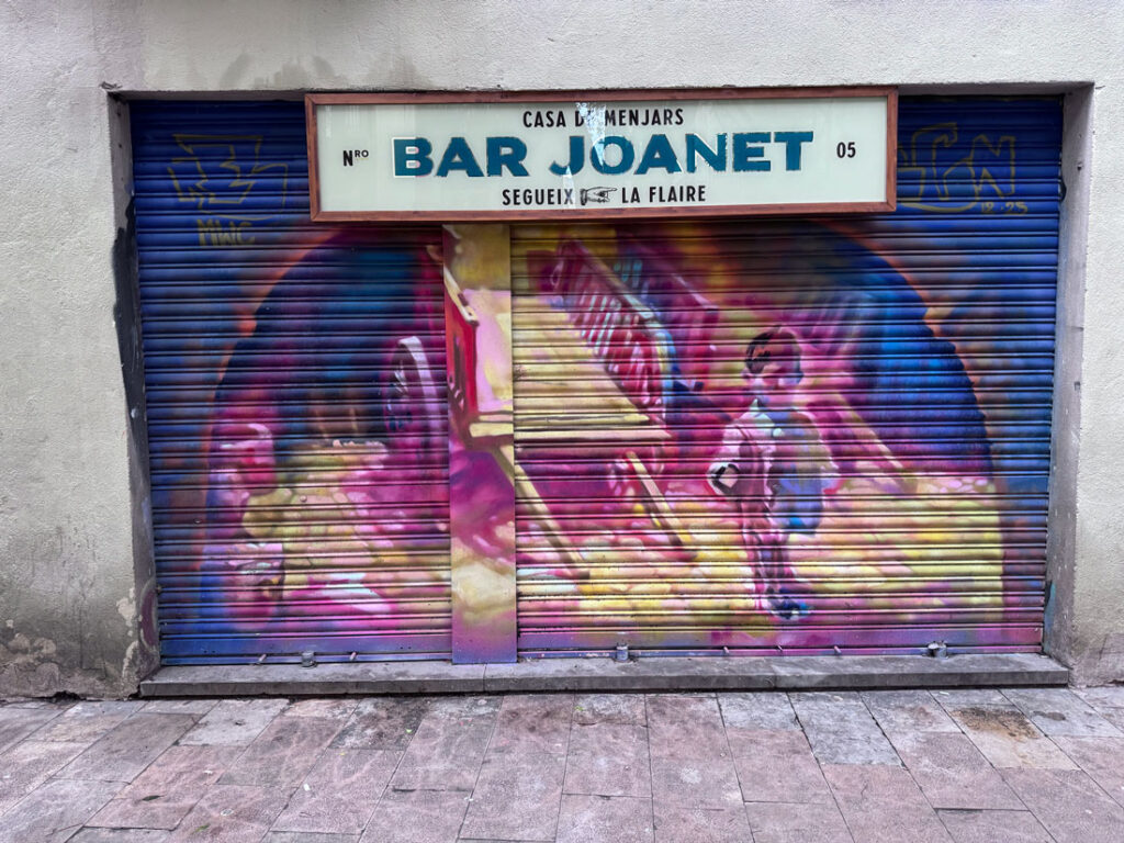 REB.MWC arte urbano en Barcelona