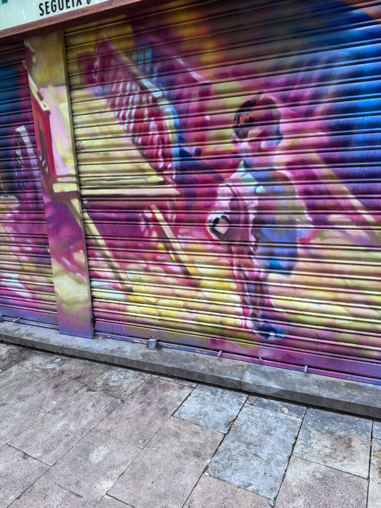 REB.MWC arte urbano en Barcelona